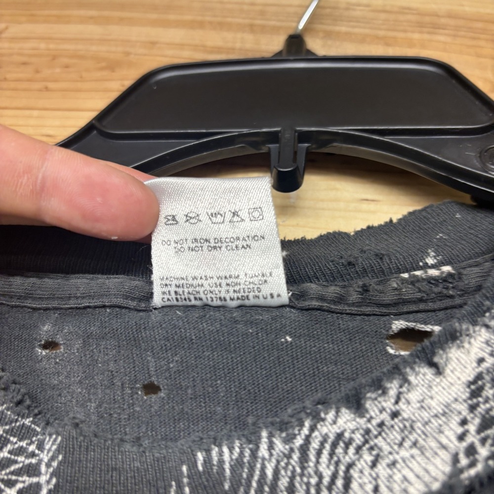 Vintage Cabela's Wolf Shirt Mens‎ XL Black Wilderness Animal Graphic Tee 90s USA - Picture 14 of 16